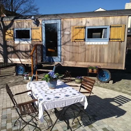 B&B Dream On Wheels Lommel Buitenkant foto